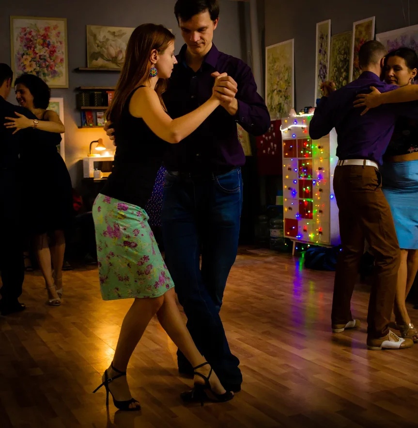 Уроки танцев для взрослых в Орле